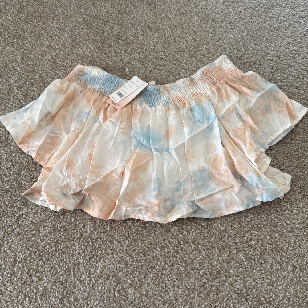 NWT: Kiwi & punch brand; women’s off shoulder tie dye cropped shirt size medium